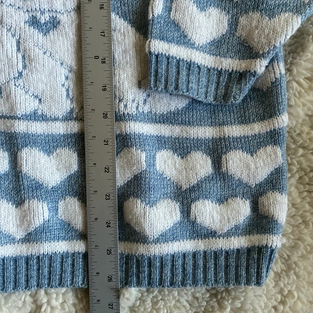 Vintage Sweater Womens Medium Blue/White Cat Paw & Heart Print Crewneck USA 90s - Picture 9 of 11